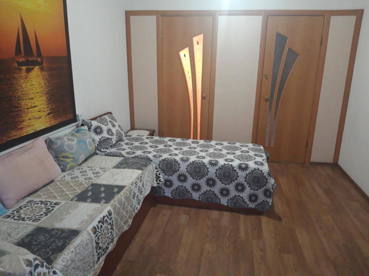 2 Rooms Apartment Near Kaznu, Botanical Garden,Un, Atakent, Forum Almaty Eksteriør bilde